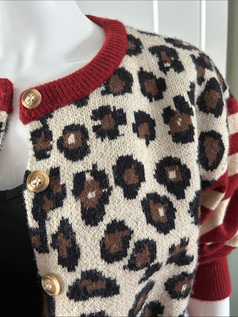 Charfille Oversized Leopard & Stripe Cardigan Sweater – Size Medium - Picture 2 of 10
